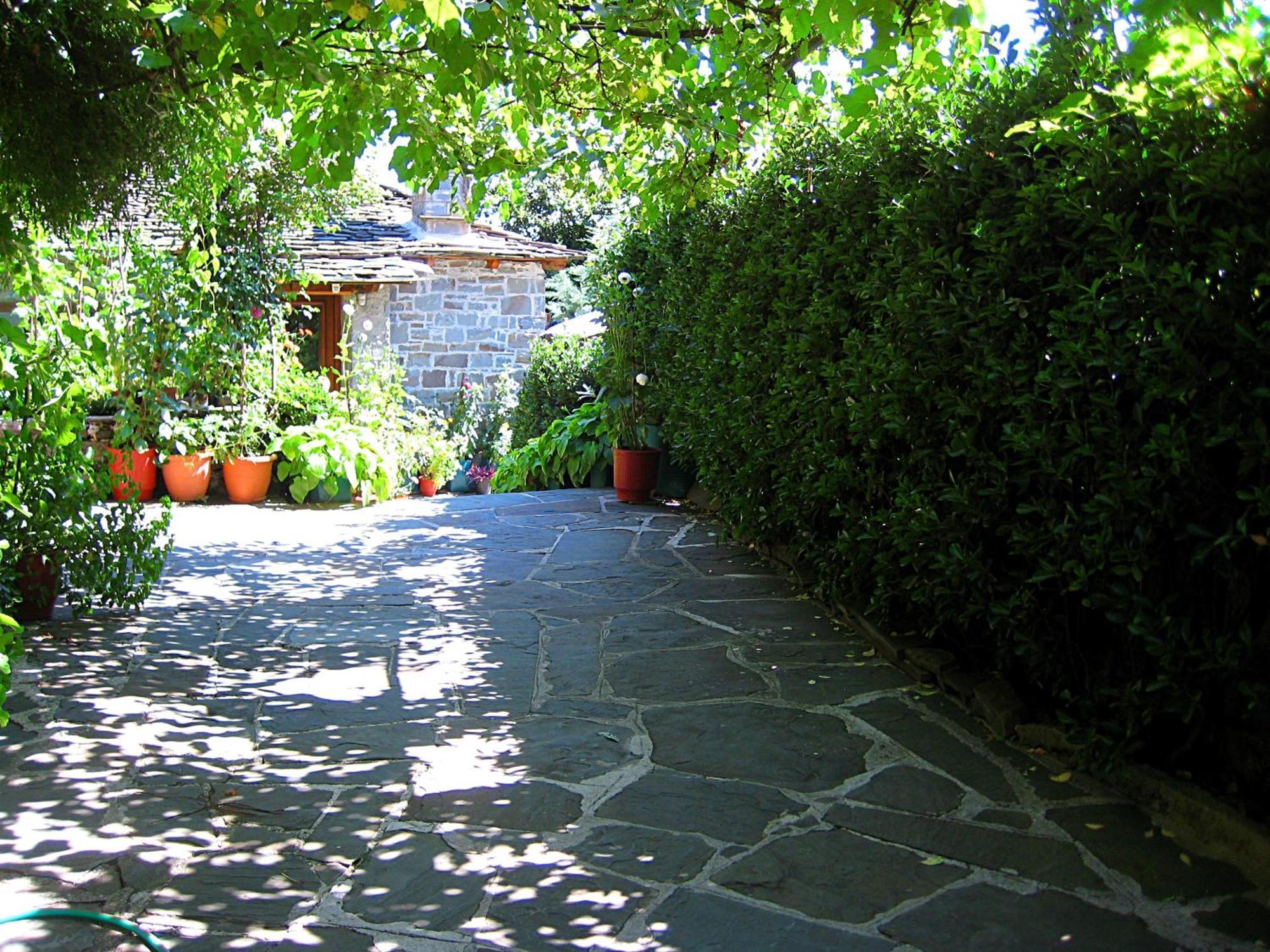 Guesthouse Gouris Tsepelovo Bagian luar foto